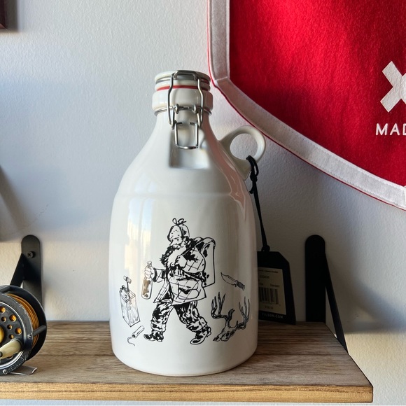 Filson Great Jones Growler | Handmade in Portland, OR, USA | 64OZ Ceramic - Picture 4 of 10